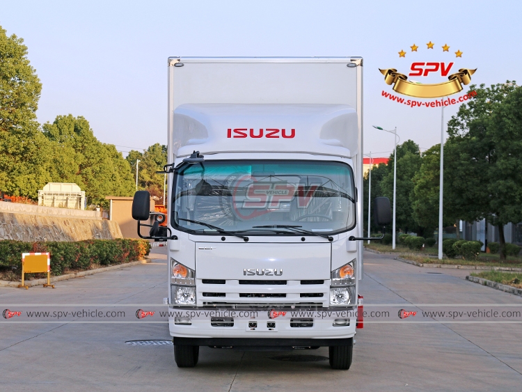 Cargo Van ISUZU with Tailgate - F Cargo Van ISUZU with Tailgate - F